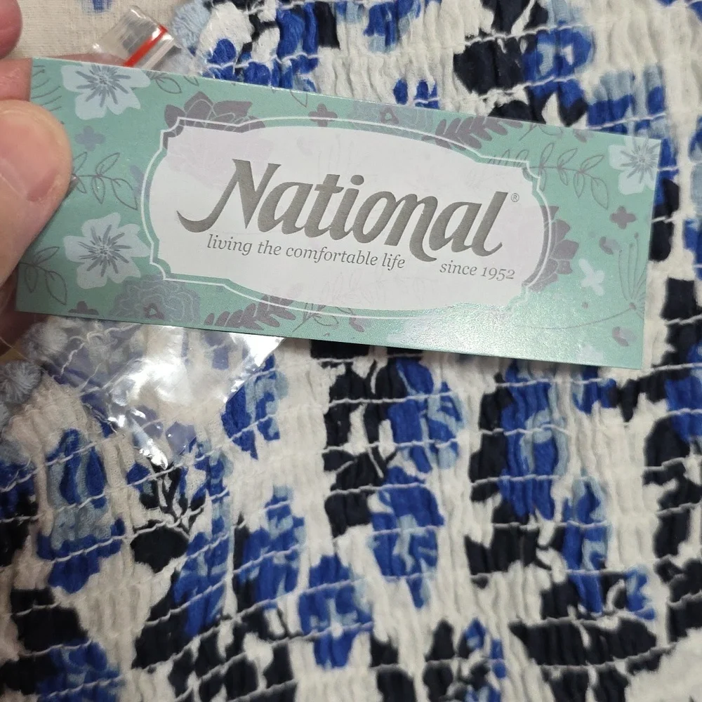 NWT VTG National Womens Nightgown Loungewear White/Blue Floral Smocked Sz 1X - Picture 3 of 13